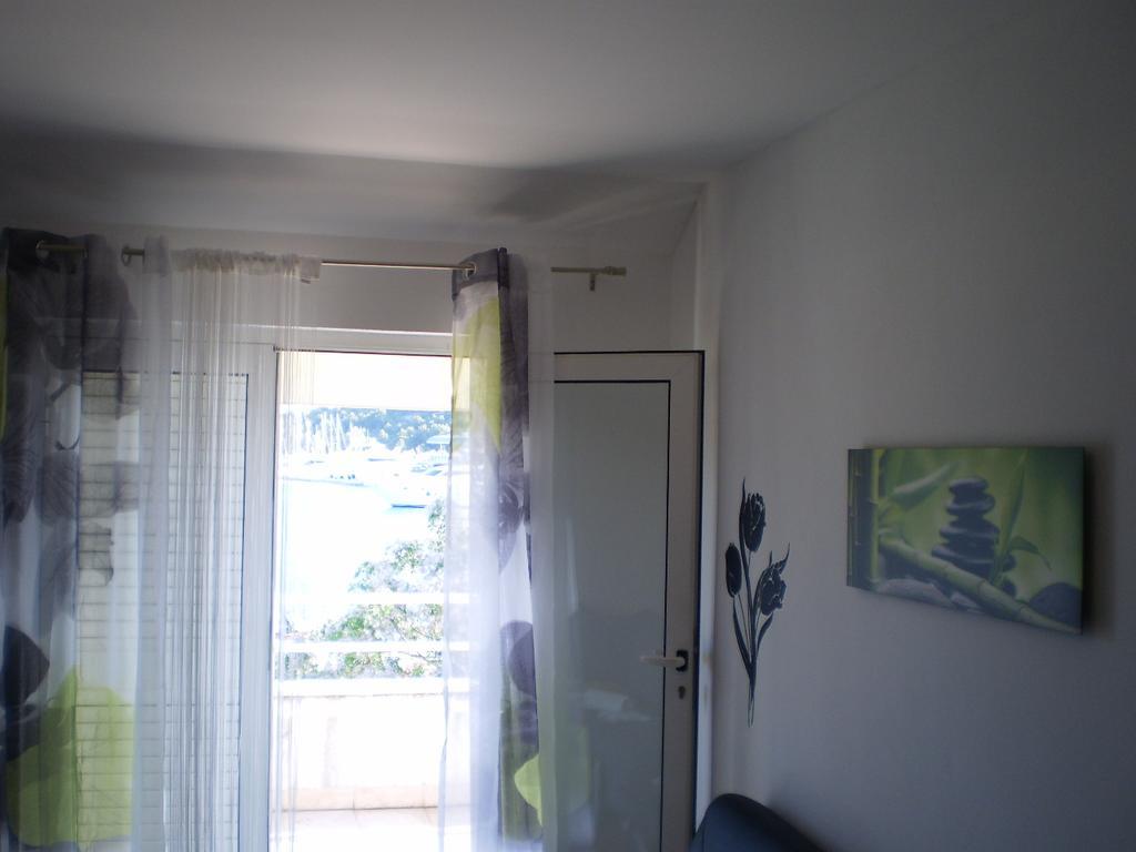 Apartments Vala Rogoznica  Ngoại thất bức ảnh