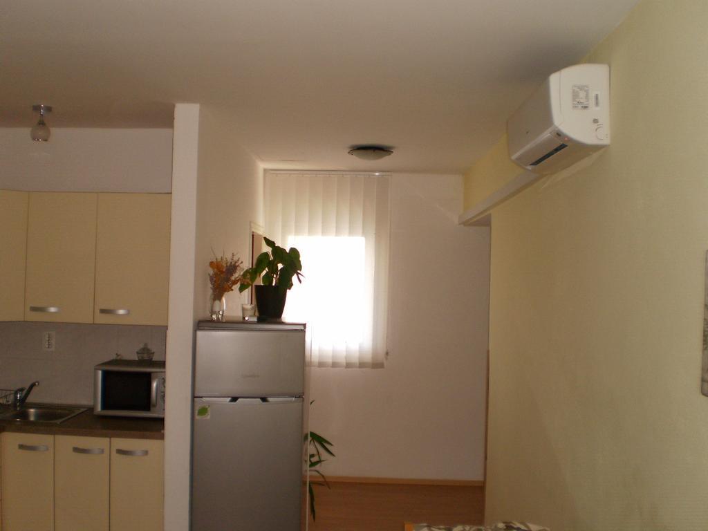 Apartments Vala Rogoznica  Ngoại thất bức ảnh